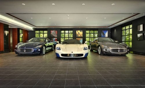 Топ-10: Самые крутые гаражи в мире