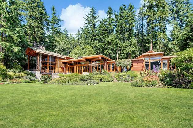 bainbridge island house of ancient wood awesome views 2 thumb 630x420 9802 Beautiful house of wood, stone and steel on Bainbridge Island