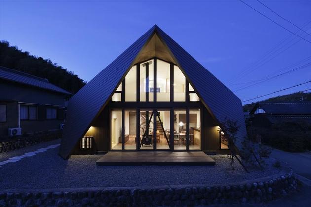 home-surrounded-rock-wall-protected-folded-roof-27-exterior.jpg