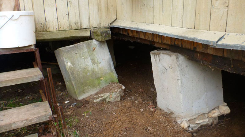 stolbchatyj-fundament-pod-banyu