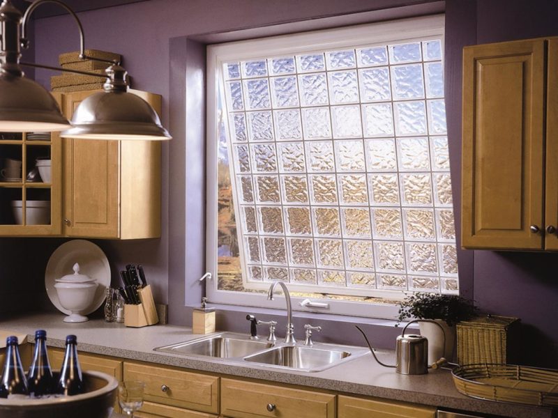секреты декорирования кухонных окон