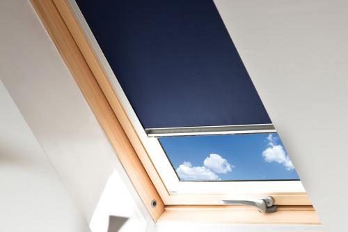 Как установить рулонные шторы с направляющими. Как установить рулонные шторы на пластиковые окна