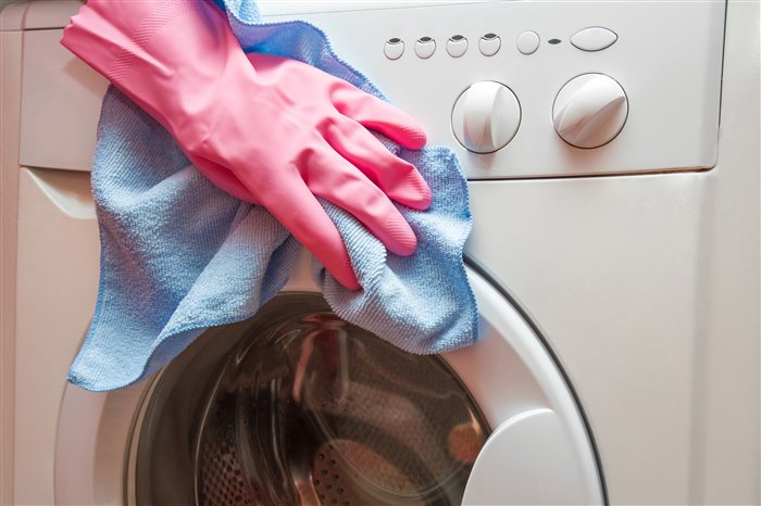 Как избавиться от плесени и неприятного запаха в стиральной машине
