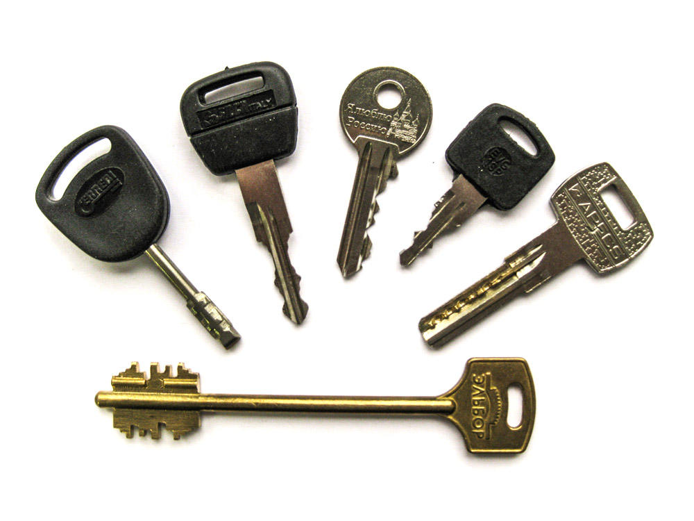 Существуют различные типы ключей, однако они должны быть прочными и изготовленными из качественного металла 