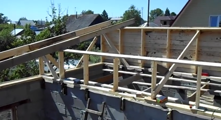 строительство односкатной крыши
