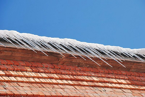 защита крыши от льда