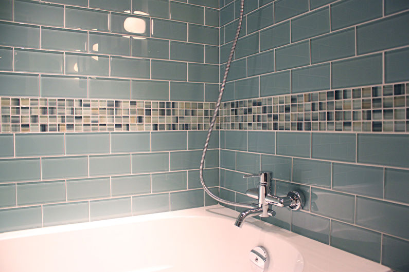 Материалы для отделки стен в ванной комнате - Стеклянная плитка
