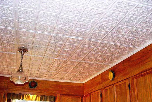 Утепленный потолок - декоративная полистирольная плитка 